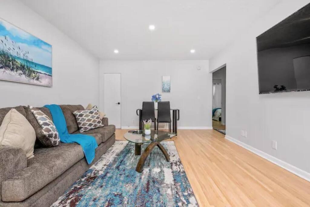 Accessible/Petfriendly-2Bedsuite Calgary Extérieur photo