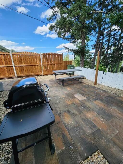 Accessible/Petfriendly-2Bedsuite Calgary Extérieur photo